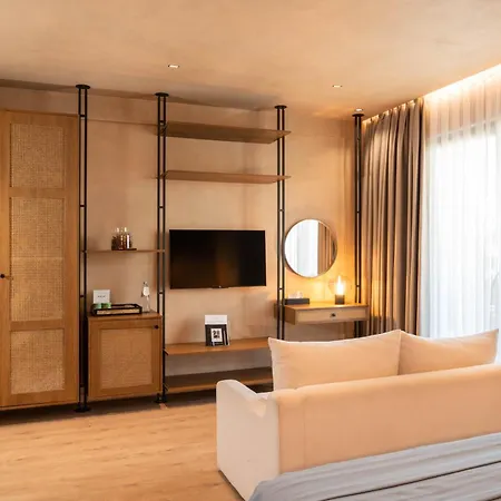 Flower Hotels & Resorts Golem  Room photo