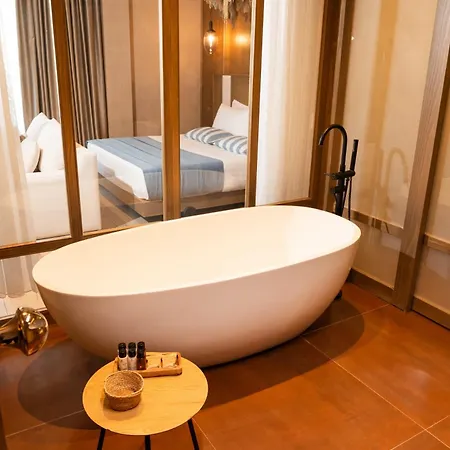 Flower Hotels & Resorts Golem  Room photo
